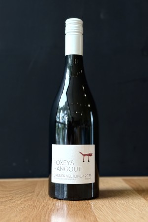 Foxeys Hangout Gruner Veltliner 2025